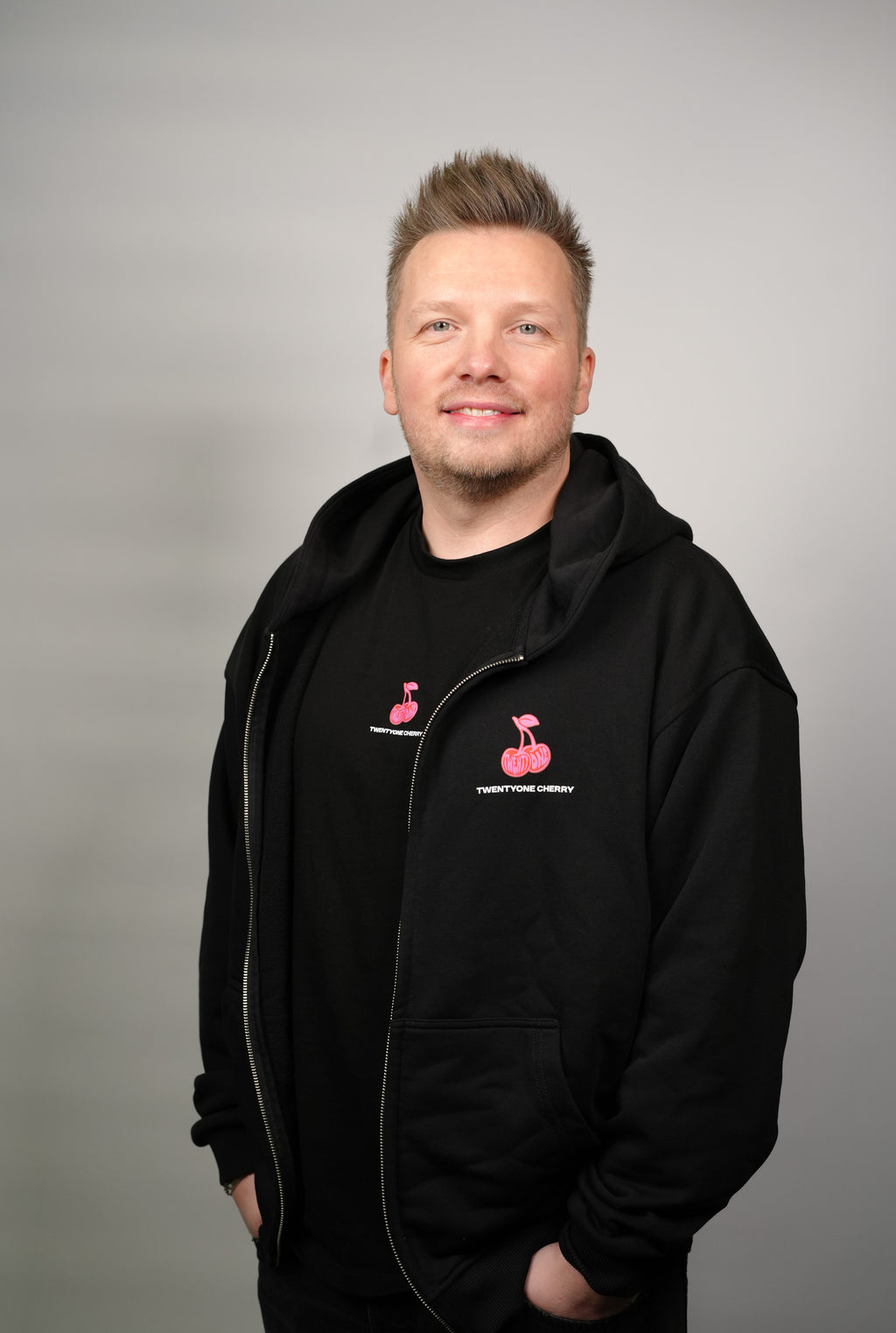 TWENTYONE CHERRY Oversized Zipper Hoodie