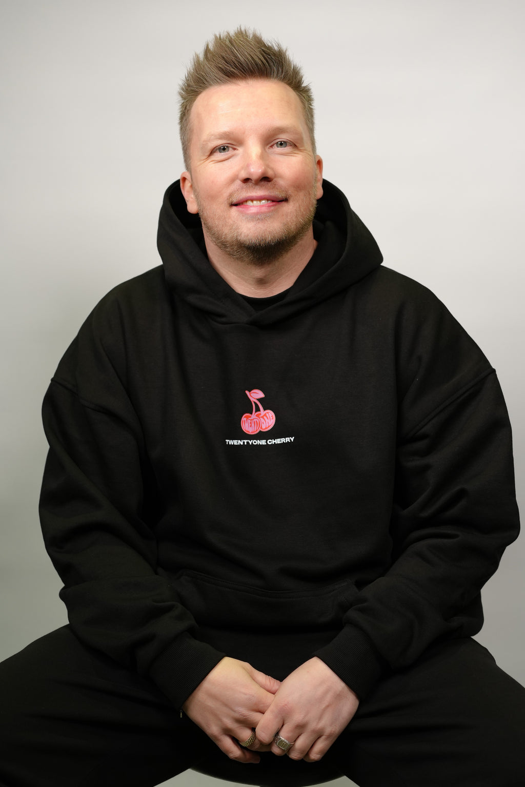 TWENTYONE CHERRY BASIC Oversized Hoodie
