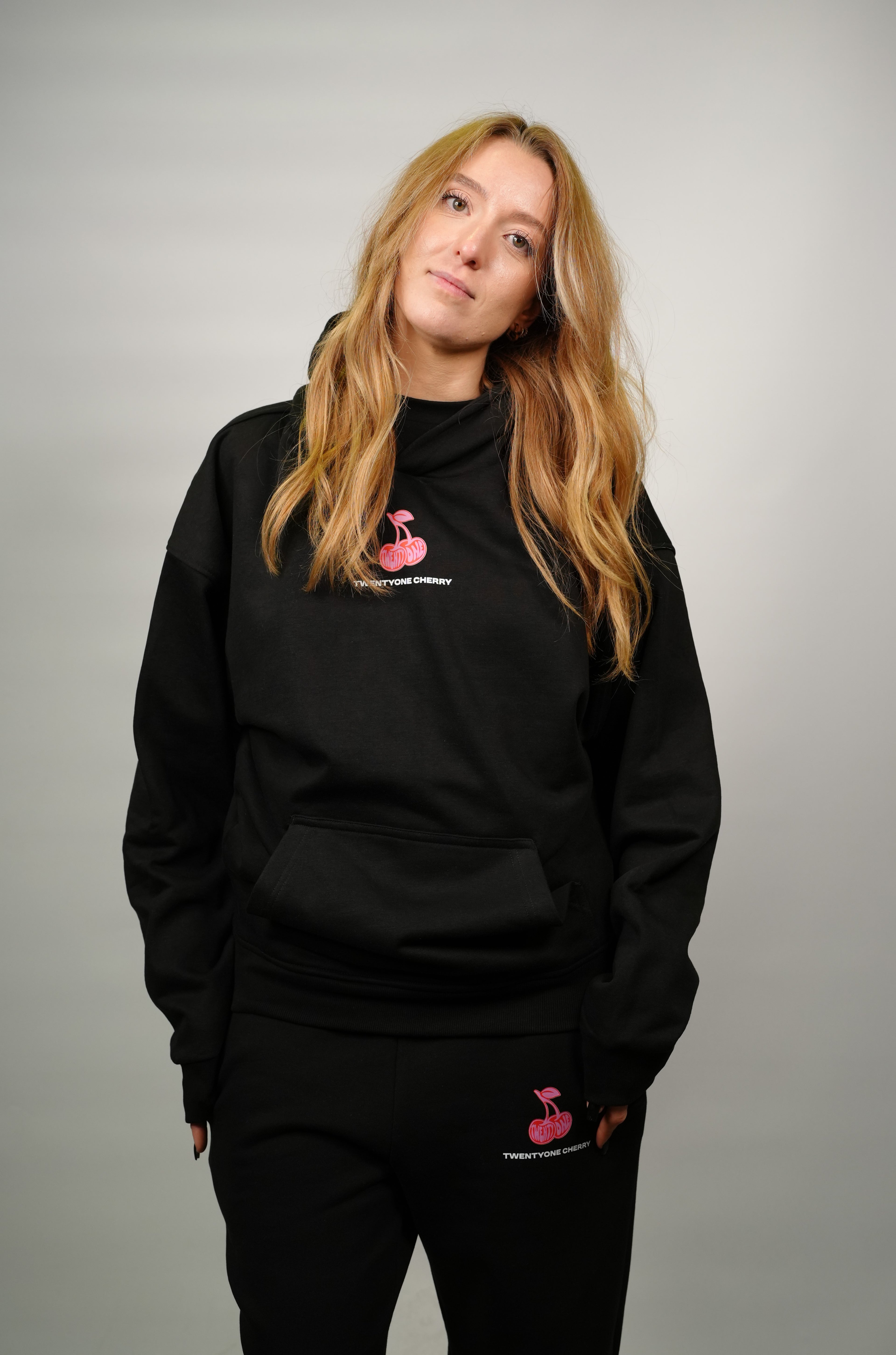 TWENTYONE CHERRY BASIC Oversized Hoodie